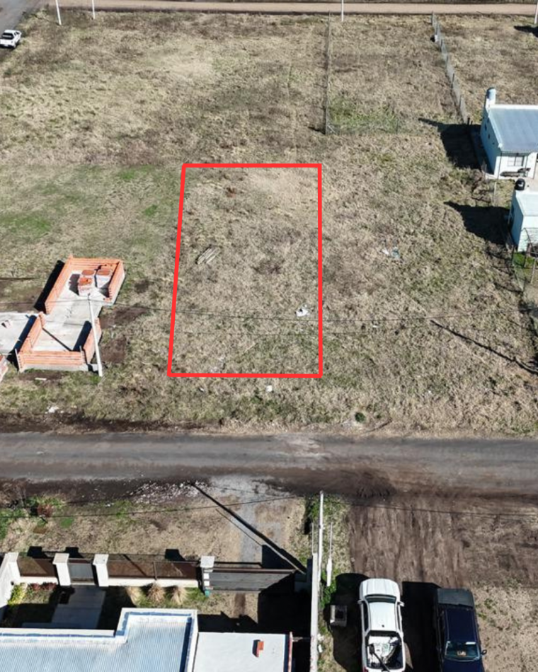 LOTE EN EXCELENTE ZONA RESIDENCIAL 