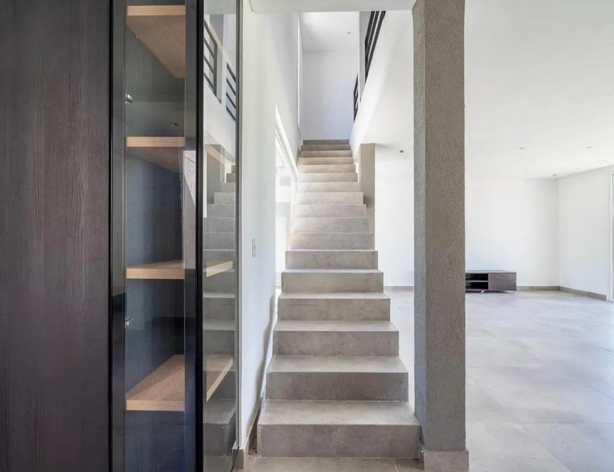 CASA A ESTRENAR EN BARRIO PUERTOS 