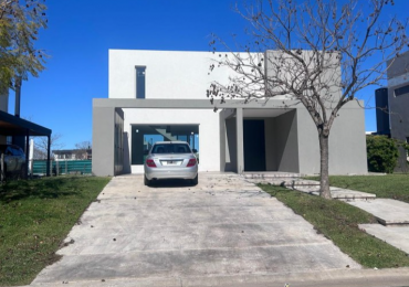 CASA A ESTRENAR EN BARRIO PUERTOS 