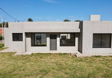 CASA A ESTRENAR EN BARRIO LOS JARDINES 